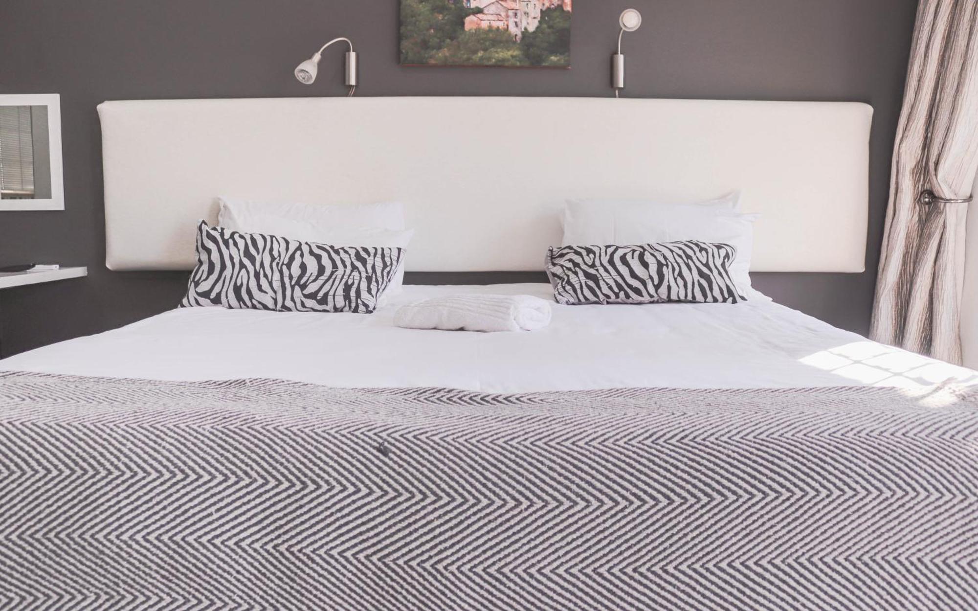 3 Liebeloft Guest House อีเดนเวล ภายนอก รูปภาพ