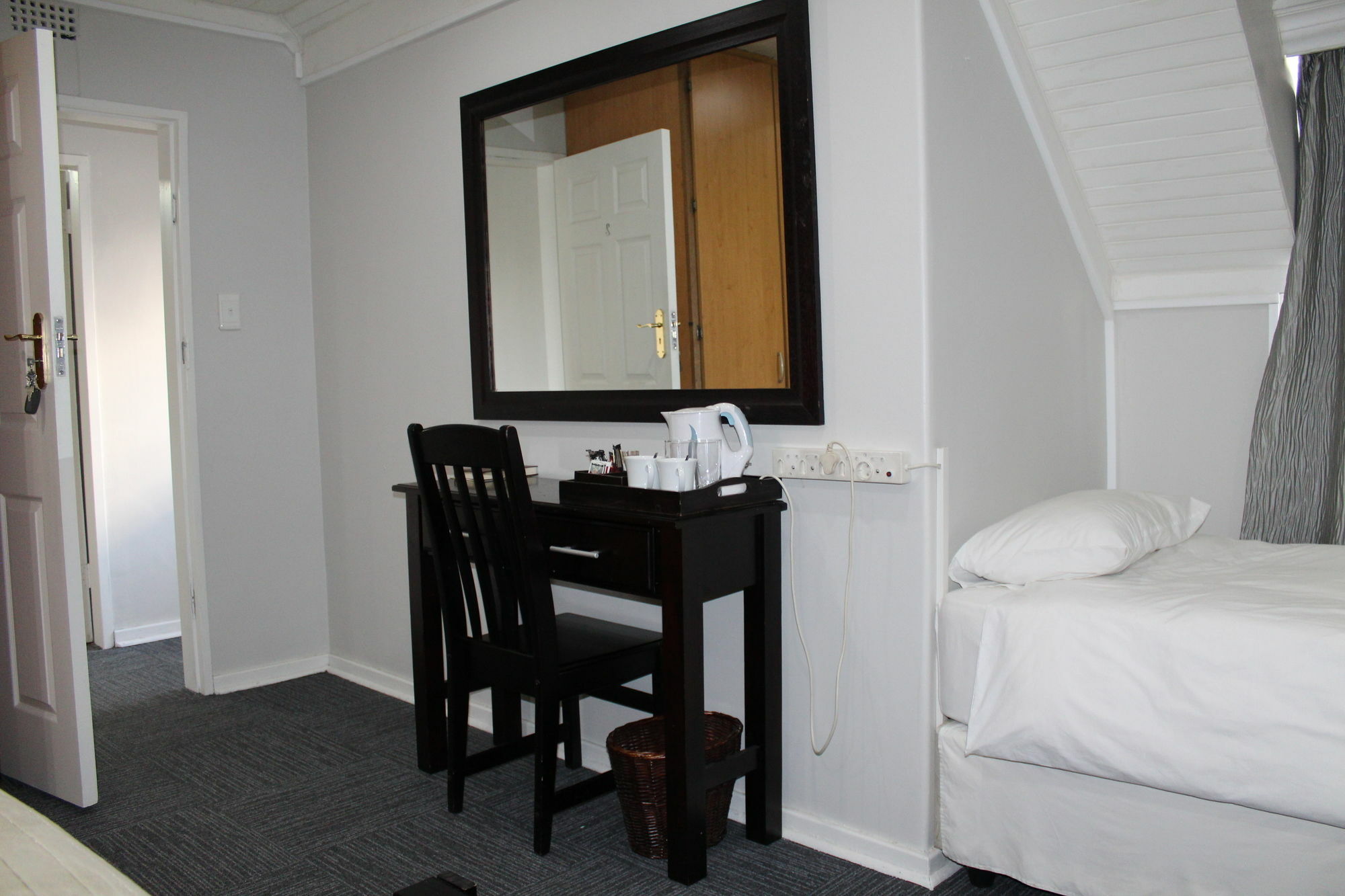 3 Liebeloft Guest House อีเดนเวล ภายนอก รูปภาพ