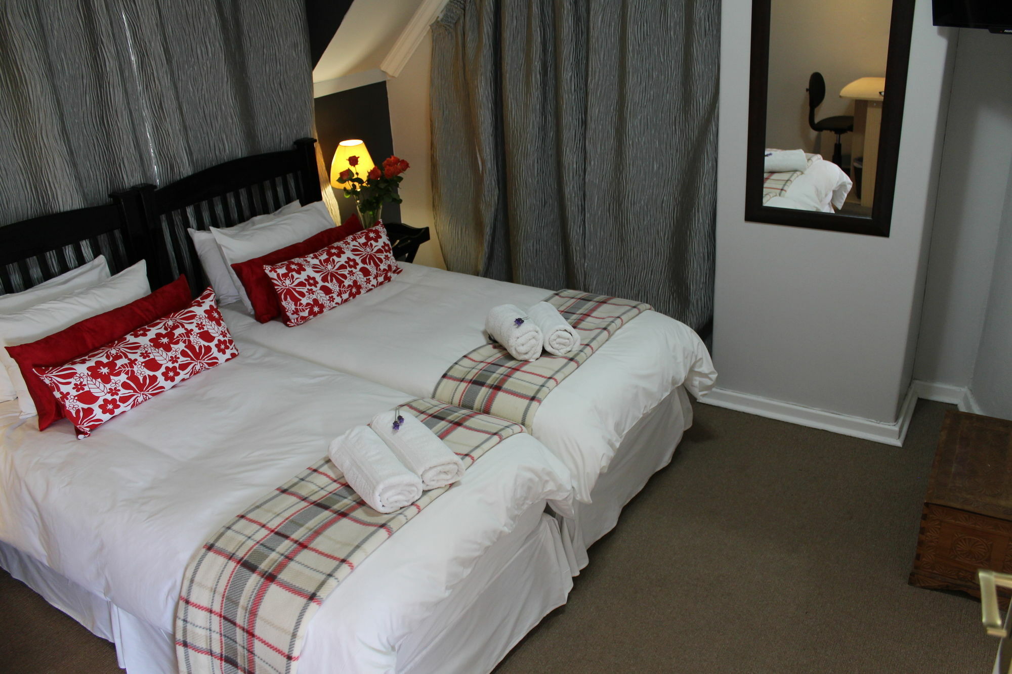 3 Liebeloft Guest House อีเดนเวล ภายนอก รูปภาพ