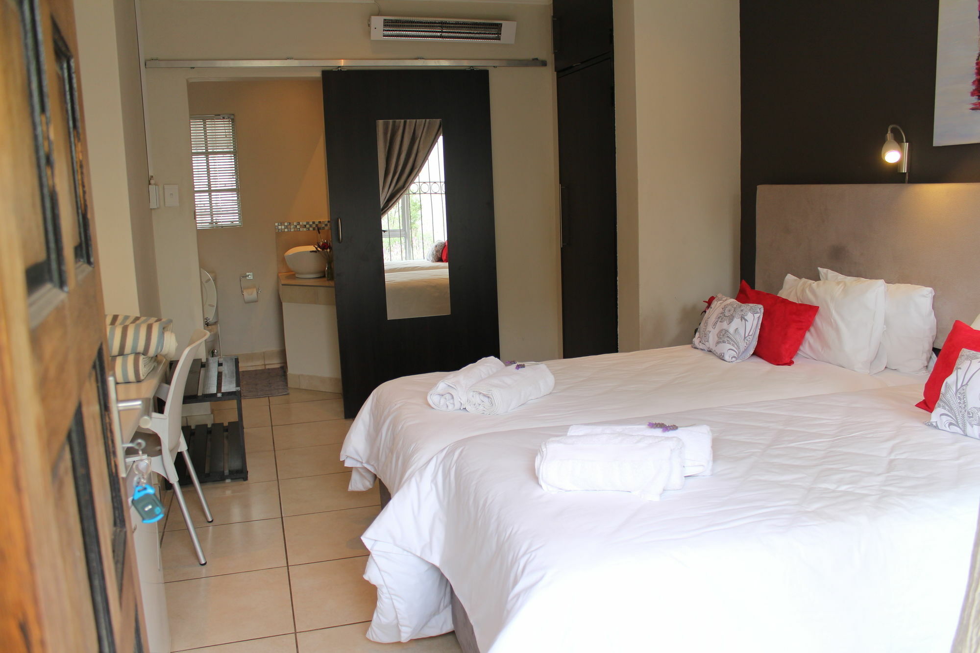 3 Liebeloft Guest House อีเดนเวล ภายนอก รูปภาพ