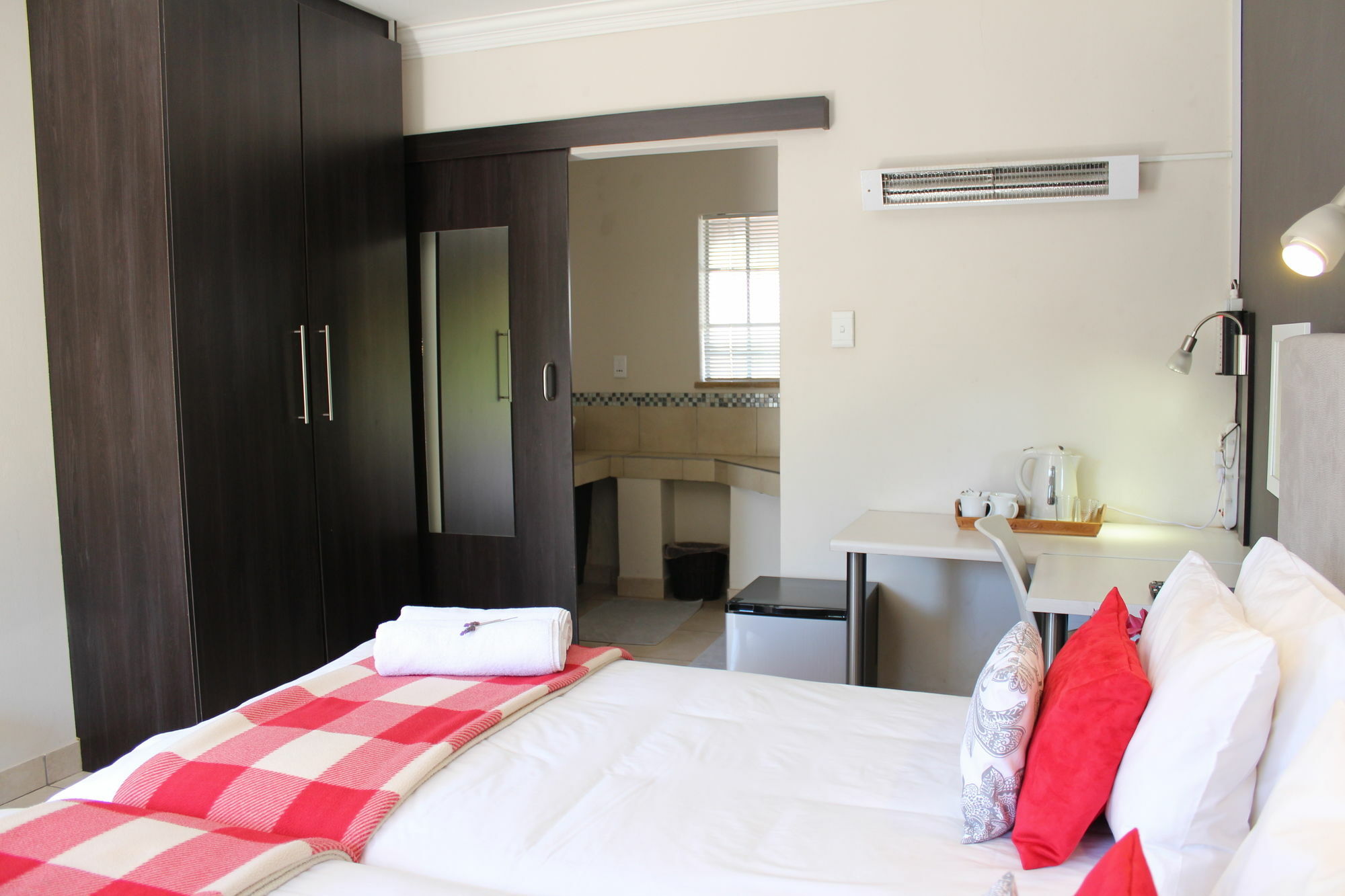 3 Liebeloft Guest House อีเดนเวล ภายนอก รูปภาพ