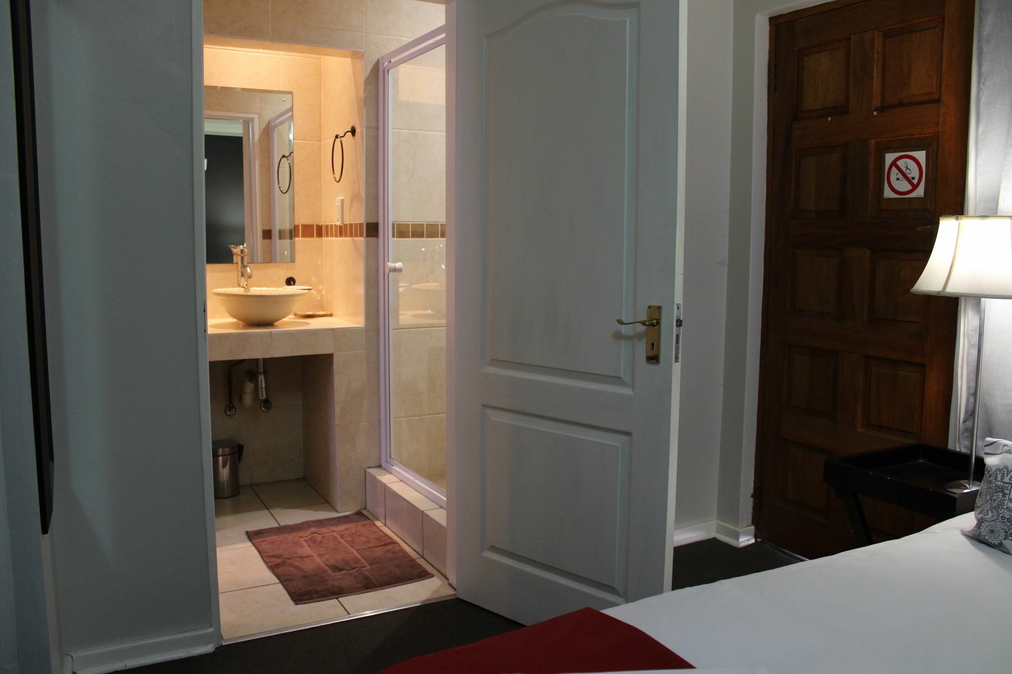 3 Liebeloft Guest House อีเดนเวล ภายนอก รูปภาพ